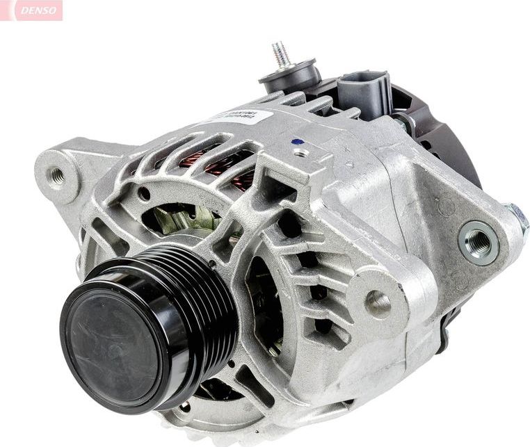 Генератор Denso. Артикул DAN1061