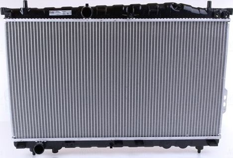 Радиатор охлаждения двигателя Nissens для Hyundai Trajet I 1999-2008. Артикул 67032