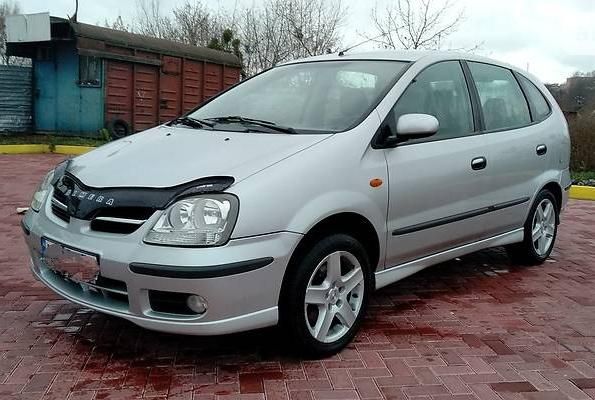 Дефлектор Vip-Tuning для капота Nissan Almera Tino (Европа) 2000-2006. Артикул NS04