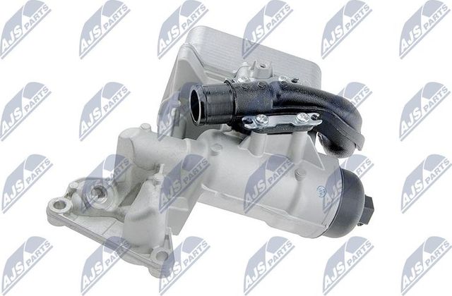 Радиатор масляный (маслоохладитель) для двигателя NTY для Renault Trafic II 2006-2014. Артикул CCL-NS-003