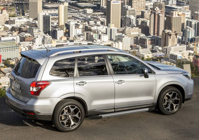Пороги алюминиевые Rival Silver для Subaru Forester IV 2012-2018. Артикул F173AL.5401.1