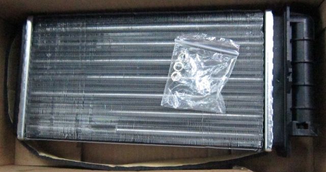 Радиатор отопителя (печки) AVA для Alfa Romeo 145 I 1994-2001. Артикул FT6183