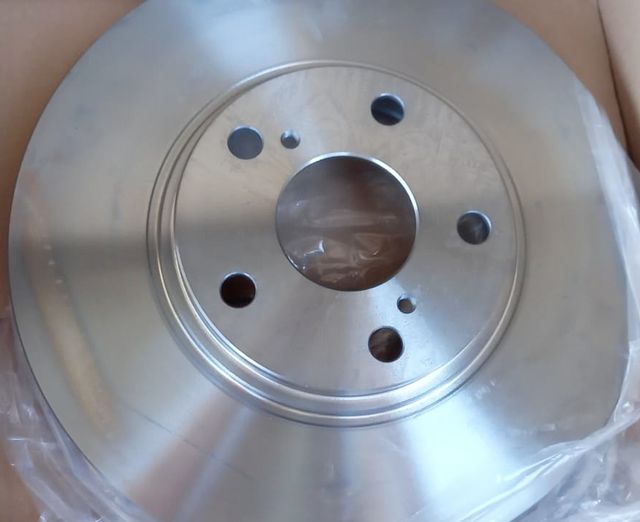 Тормозной диск Bosch. Артикул 0 986 479 R28