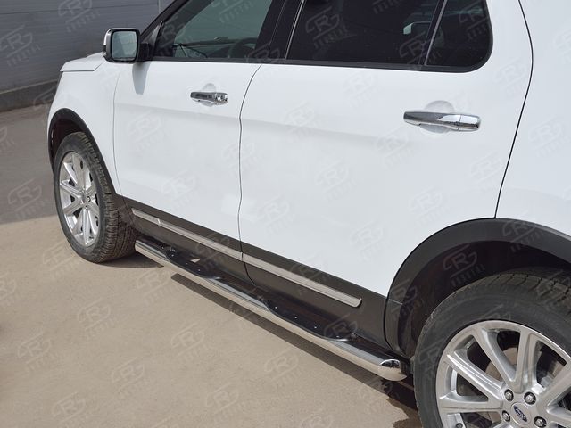Защита порогов RusStal труба d76 с накладкой (Вариант 1) для Ford Explorer V 2015-2017. Артикул FET-0026651