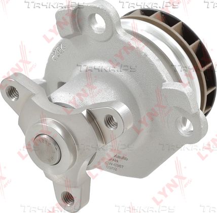 Помпа (водяной насос) LYNXauto для Nissan Primastar I 2006-2014. Артикул CW-0367