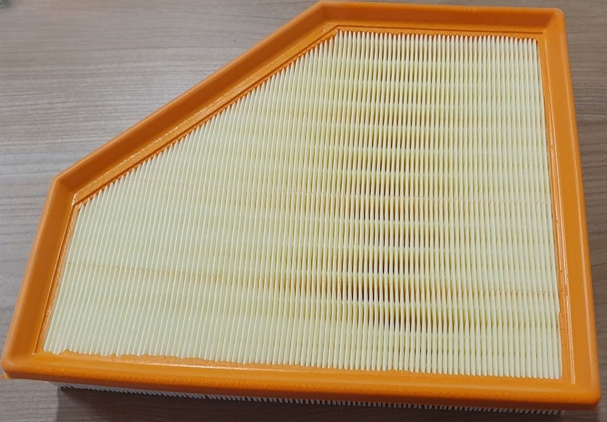 Воздушный фильтр BMW. Артикул 13718635102