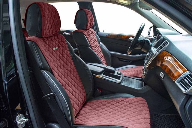 Накидки универсальные CarFashion Bullet на передние сидения авто, цвет Красный/Красный. Артикул 21738