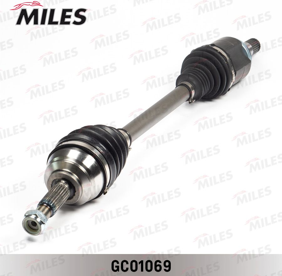 Полуось (привод в сборе, приводной вал) Miles. Артикул GC01069