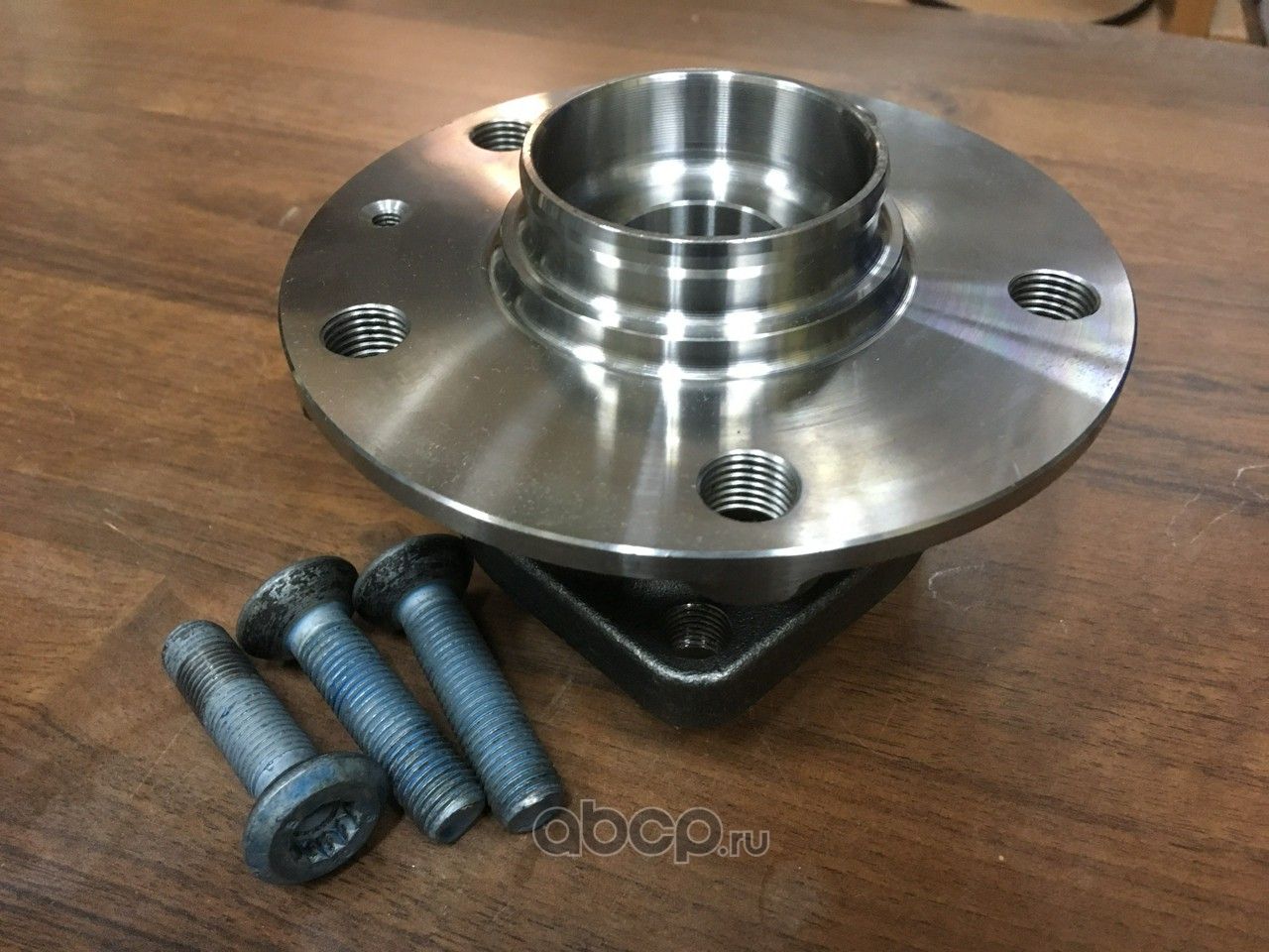 Ступица колеса VAG. Артикул 8V0498625