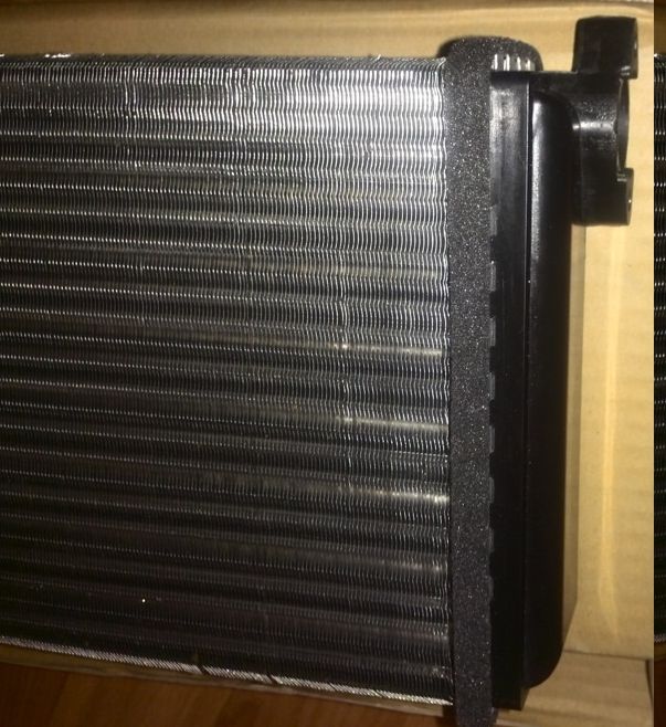 Радиатор отопителя (печки) AVA для Mercedes-Benz 190 (W201) 1982-1993. Артикул MSA6109