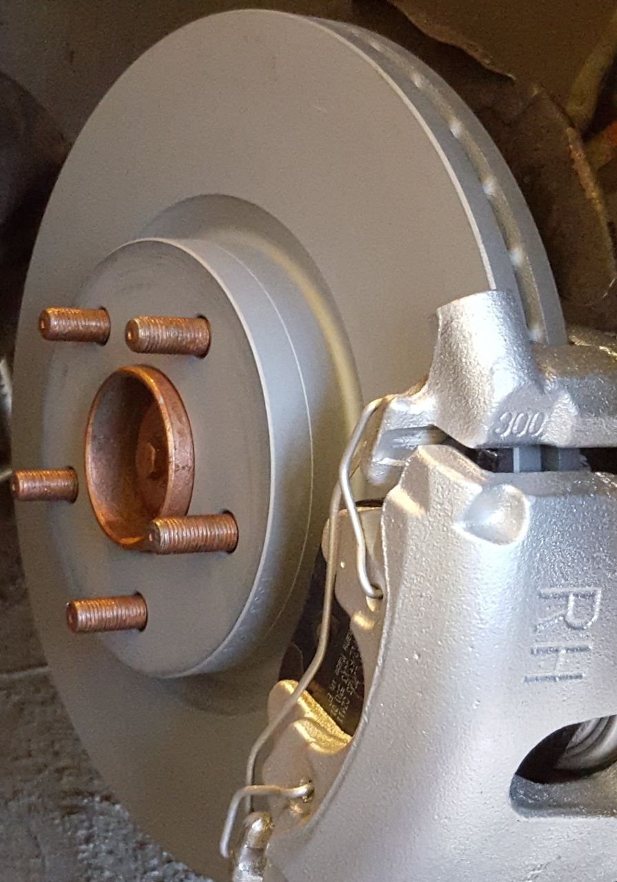 Тормозной диск Zimmermann Coat Z. Артикул 250.1353.20