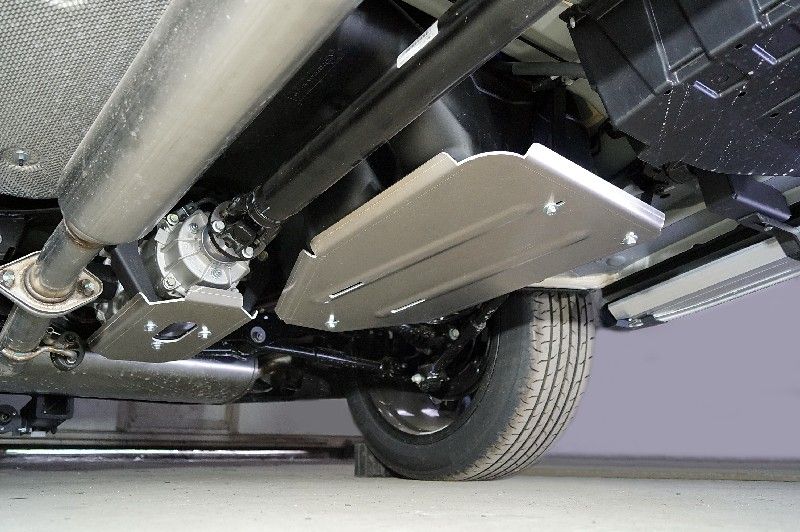 Защита алюминиевая ТСС (4 мм) для бака Changan UNI-K 2023-2026. Артикул ZKTCC00653