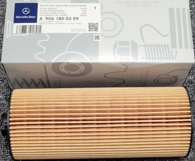 Масляный фильтр Mercedes-Benz. Артикул A9061800209