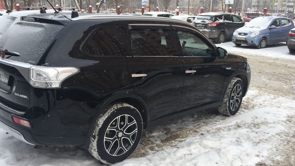 Дефлекторы Alvi-Style для окон (с нерж. молдингом) Mitsubishi Outlander III 2012-2026. Артикул ALV376M