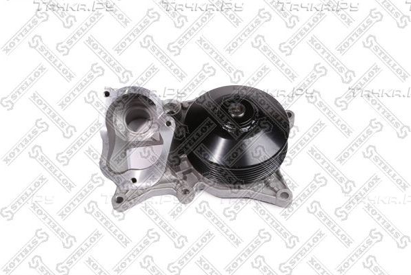 Помпа (водяной насос) Stellox для BMW 5 VI (F10/F11/F07) 2009-2017. Артикул 4500-0480-SX