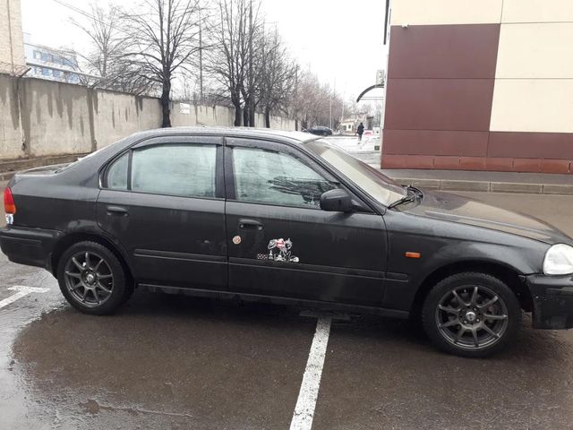 Дефлекторы Cobra Tuning для окон Honda Civic VI фэйсбек 1997-2001. Артикул H11797