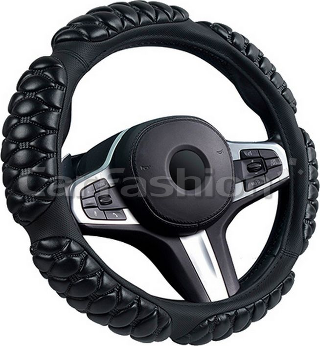 Оплётка на руль CarFashion BLACKBERRY L (размер L, экокожа, цвет ЧЕРНЫЙ/ЧЕРНЫЙ). Артикул 31660