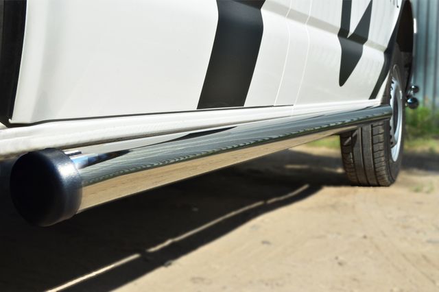 Защита порогов RusStal труба d63 (вариант 2) (левый) для Volkswagen Transporter T5 2009-2015. Артикул VTKT-0013972