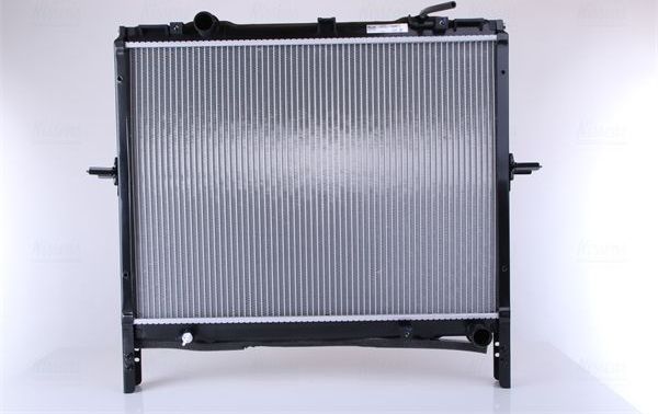 Радиатор охлаждения двигателя Nissens для Kia Sorento I 2002-2011. Артикул 66779