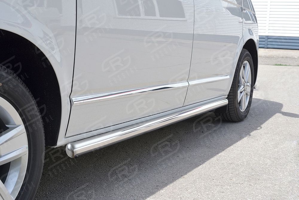 Защита порогов RusStal труба d63 правый (Вариант 3) для Volkswagen Multivan T6 (короткая база) 2015-2026. Артикул VCTT-0023173