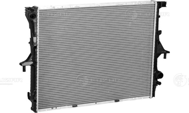 Радиатор охлаждения двигателя Luzar для Volkswagen Touareg I 2003-2010. Артикул LRc 1856