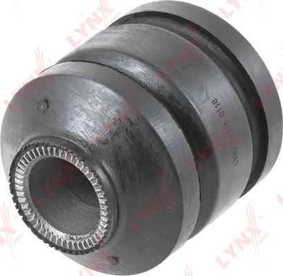 Сайлентблок переднего рычага подвески LYNXauto. Артикул B8275