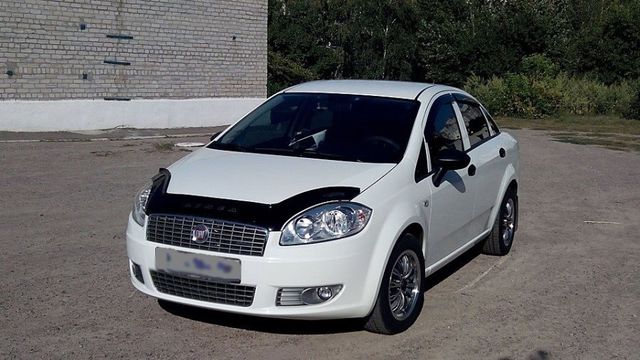Дефлектор VT52 для капота Fiat Linea 2007-2026. Артикул FT09VT