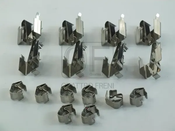 КОМПЛЕТ МОНТАЖНЫЙ ТОРМОЗНЫХ КОЛОДОК (Quattro Freni). Артикул QF40F00154