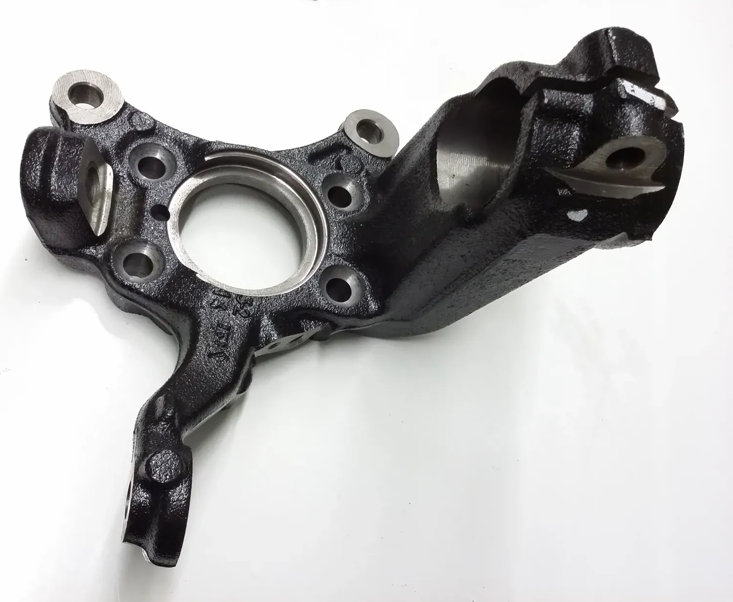 Кулак поворотный правый SKODA Octavia A5 (04-13) (Tork). Артикул TRK3639