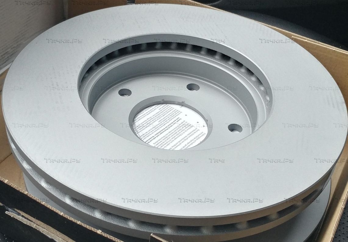 Тормозной диск Zimmermann Coat Z передний для Nissan Cefiro A33 2000-2003. Артикул 200.2515.20
