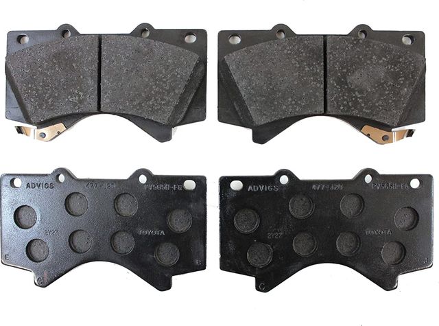 Тормозные колодки Toyota. Артикул 446560280