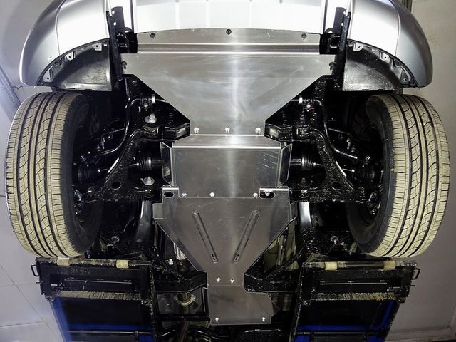 Защита алюминиевая ТСС (4 мм) для радиатора, картера, редуктора, КПП, рейки и РК Kia Mohave I рестайлинг 2 2020-2026. Артикул ZKTCC00466K