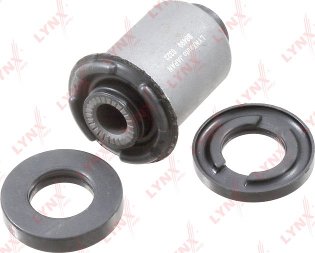 Сайлентблок переднего рычага подвески LYNXauto. Артикул B8499