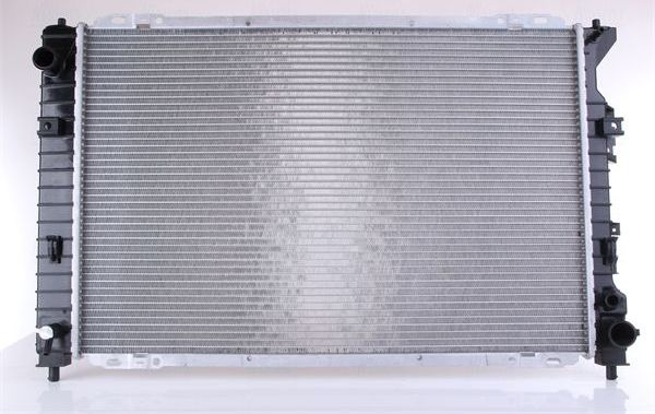 Радиатор охлаждения двигателя Nissens для Ford Escape I 2005-2007. Артикул 606556