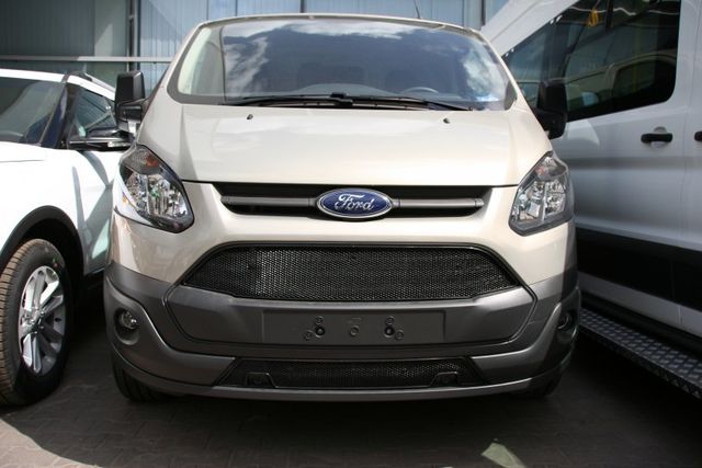 Сетка Arbori на решётку бампера, черная 15 мм для автомобилей (с передним парктроником) для Ford Tourneo Custom 2014-2026. Артикул 01-170814-151