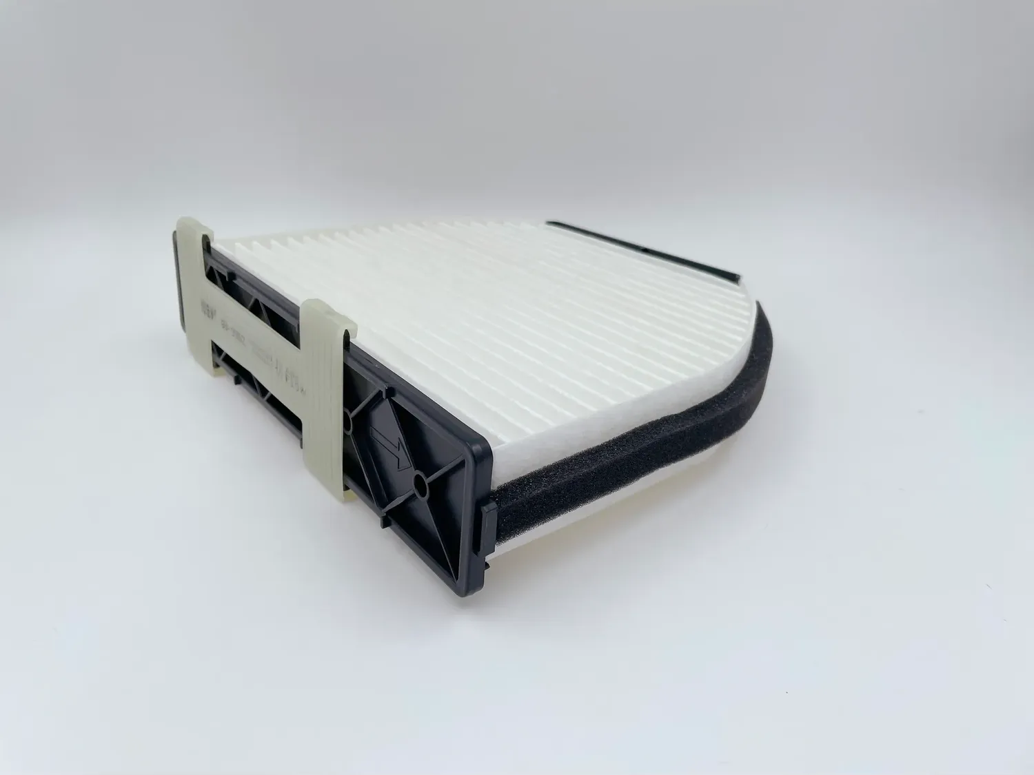 Фильтр салона MERCEDES-BENZ C class 07-  E-class 09- (BIG Filter). Артикул gb-9952