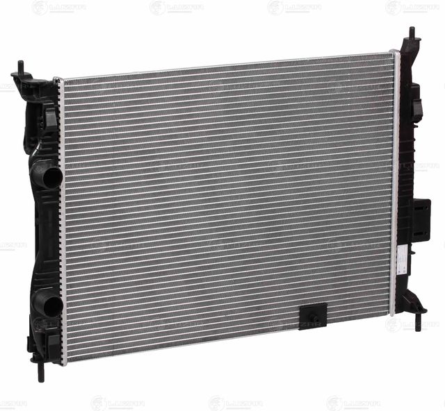 Радиатор охлаждения двигателя Luzar для Nissan Qashqai I 2007-2013. Артикул LRc 1401