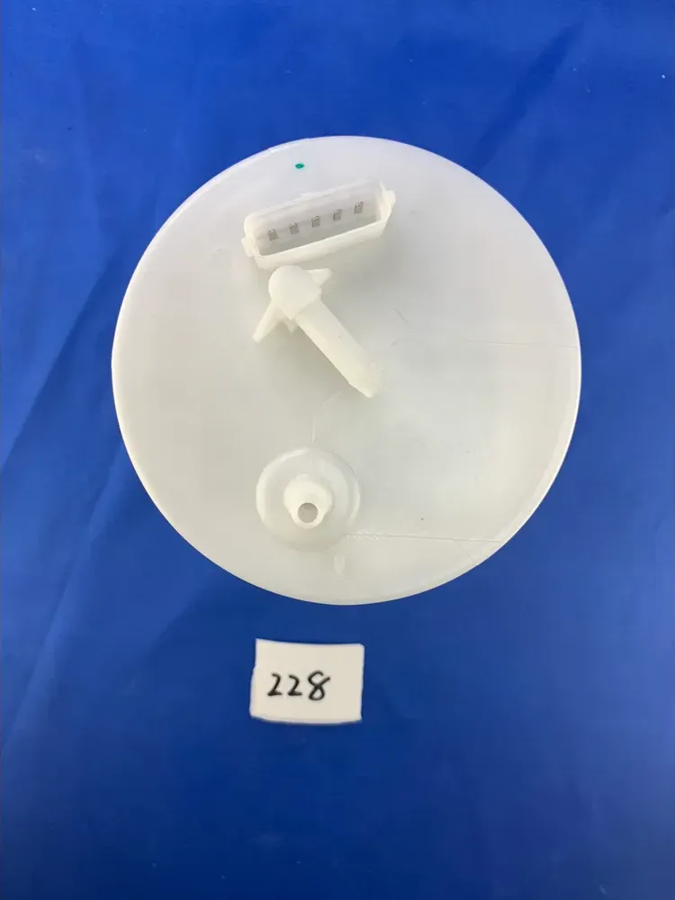 106036_Топливный насос (в сборе) 3.0 bar Hyundai Avante/Elantra 2.0i 16V 00 (Deqst) Deqst. Артикул 106036