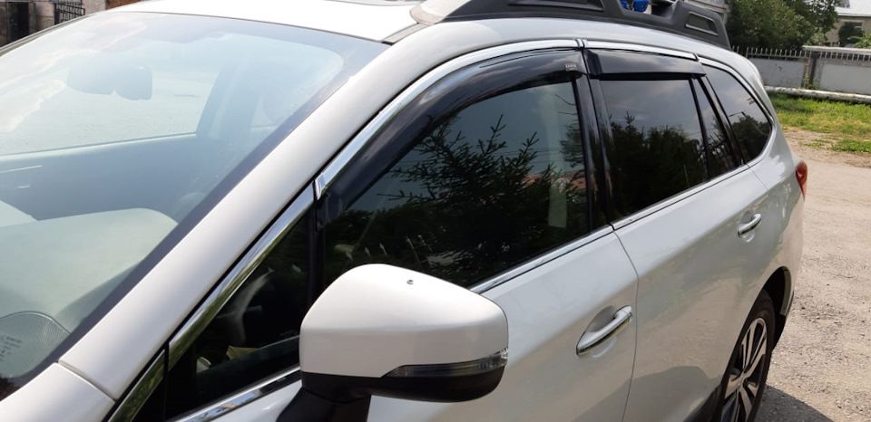 Дефлекторы V-Star для окон (с хром. молдингом) Subaru Outback V 2014-2021. Артикул CHR16319