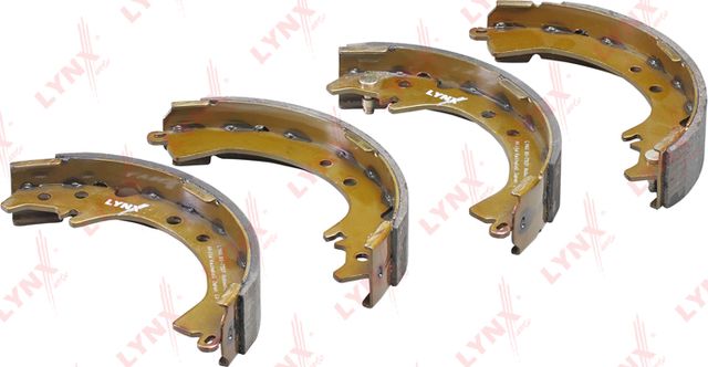 Тормозные колодки LYNXauto задние для Toyota RAV4 I (XA10) 1995-2000. Артикул BS-7507