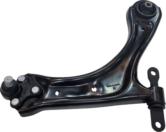 Поперечный рычаг передней подвески CTR. Артикул CQ0532R