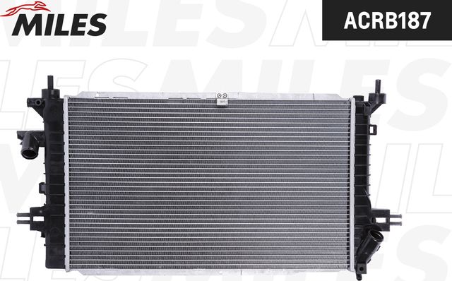 Радиатор охлаждения двигателя Miles для Opel Astra H 2004-2014. Артикул ACRB187