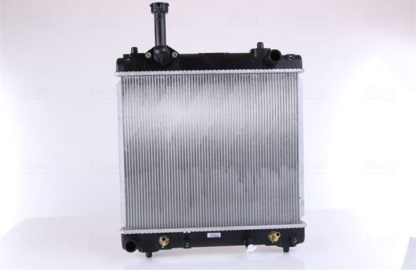 Радиатор охлаждения двигателя Nissens. Артикул 641762