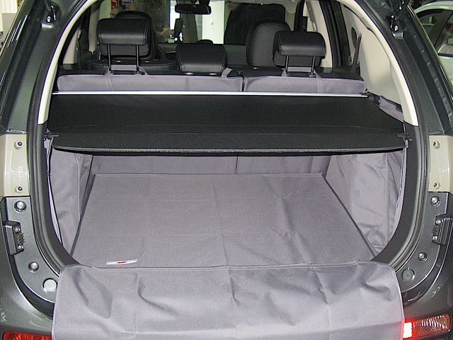 Защитный чехол AUTOSMSTUDIO "Maxi" в багажник автомобиля для Mitsubishi Outlander III (с органайзером) 2012-2026, серый. Артикул TP-M6OUTLNMAXI-GR