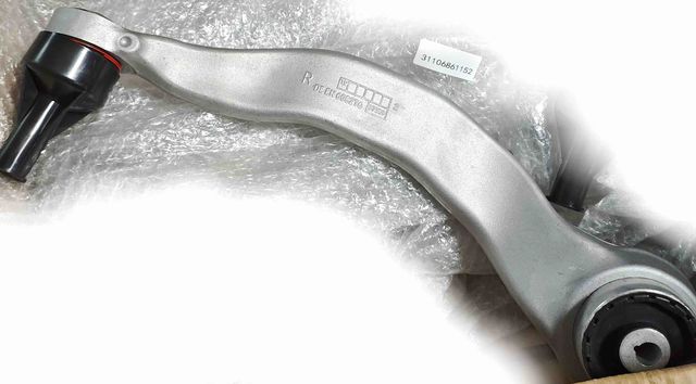 Рычаг подвески BMW. Артикул 31106861152