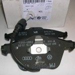 Тормозные колодки VAG. Артикул 8J0698151F