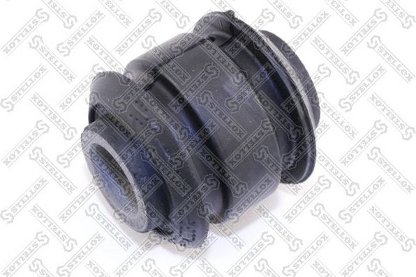 Сайлентблок переднего рычага подвески Stellox. Артикул 87-74085-SX