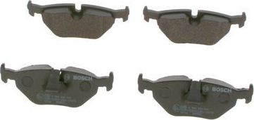 Тормозные колодки Bosch (Low-Metallic) задние для BMW 5 IV (E39) 1995-2004. Артикул 0 986 494 009