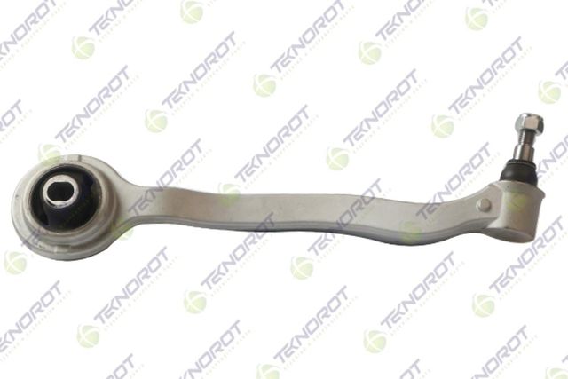 Поперечный рычаг передней подвески Teknorot. Артикул M-862