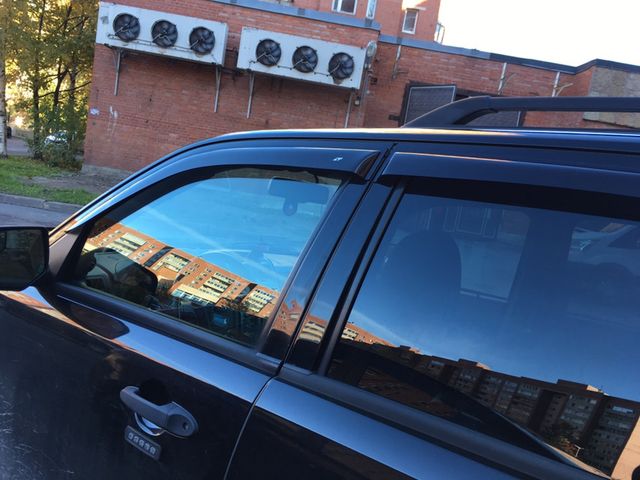 Дефлекторы Cobra Tuning для окон Ford Maverick II 2000-2007. Артикул F31200